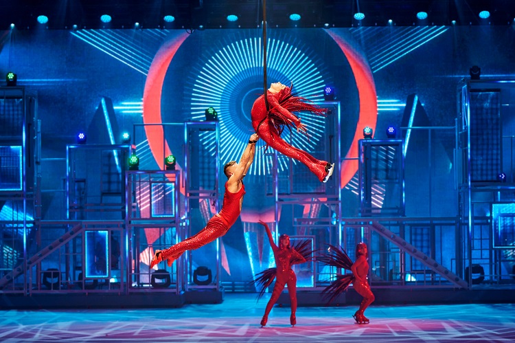 Holiday on Ice: Szenen am Trapez